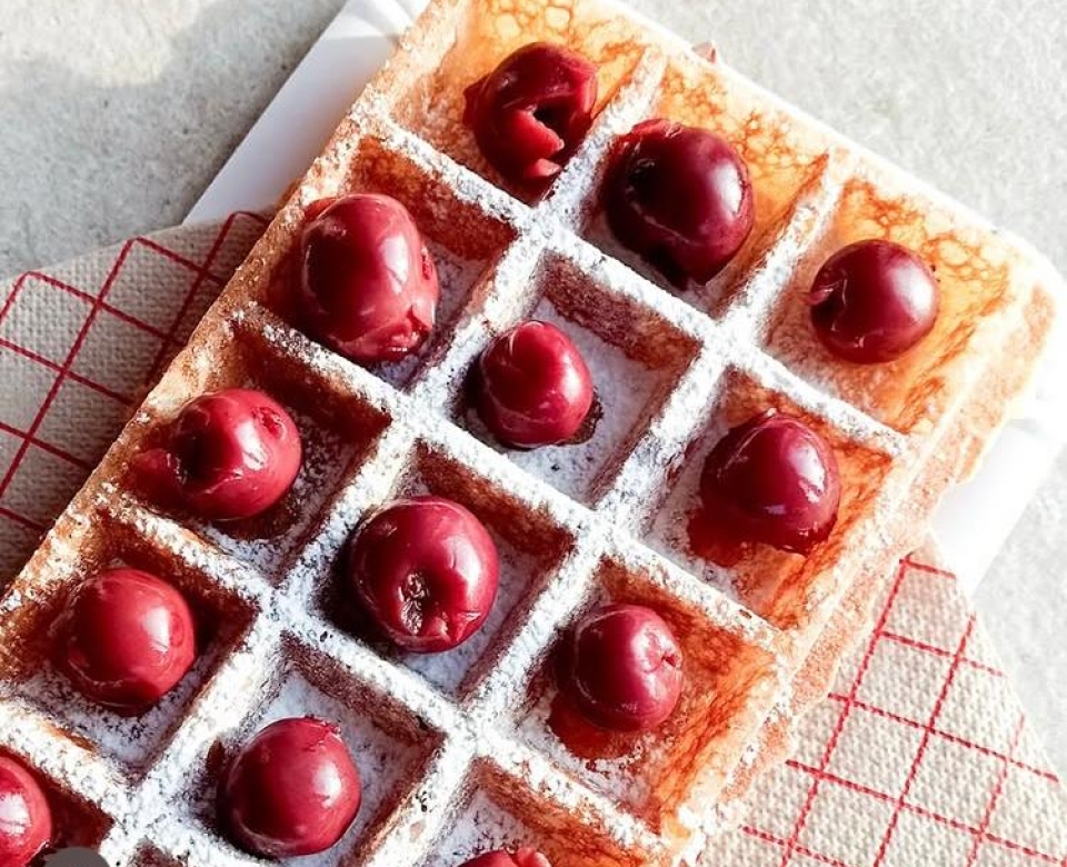 wafel met krieken ijs rené de haan